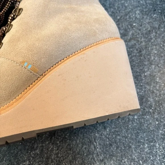 Toms Gray Ankle Boots with Wedge Heel - Picture 4 of 8